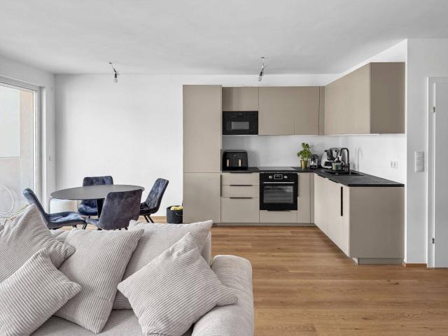 ERSTBEZUG! Maisonette Deluxe Apartment mit 77,24 m² und Balkon in Maria Enzersdorf