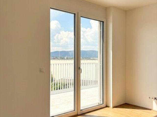 Erstbezug: Moderne 2 Zimmer Wohnung mit großem Balkon!
