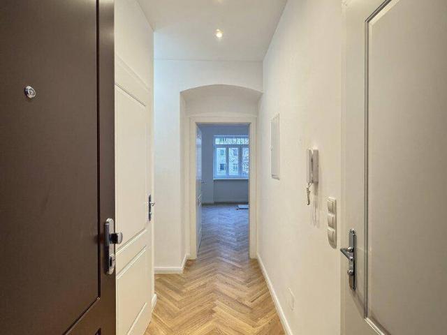 Erstbezug mit Altbauflair: Perfekte 3 Zimmer Wohnung in Ruhelage