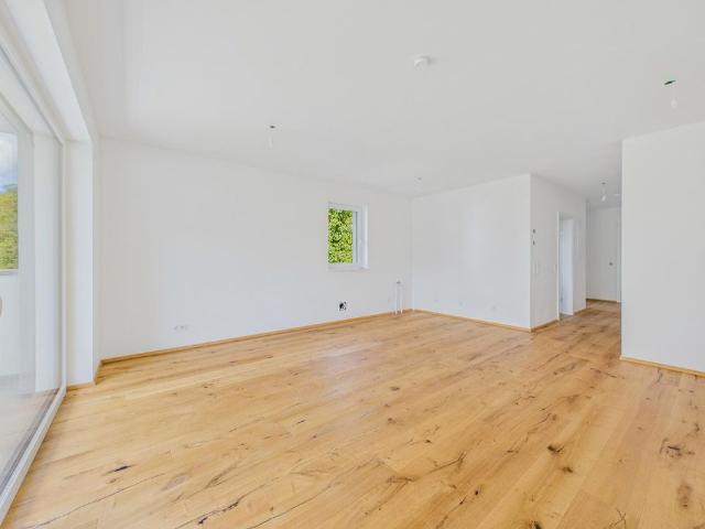 ERSTBEZUG MIT EIGENGARTEN Charmante Wohnung TOP 3 mit Balkon und Gartenanteil
