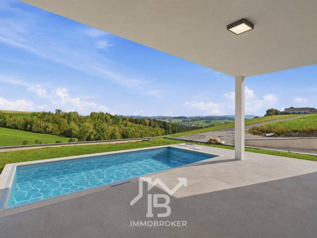 Erstbezug mit eigenem Pool: 5 Zimmer Doppelhaushälfte nahe Linz