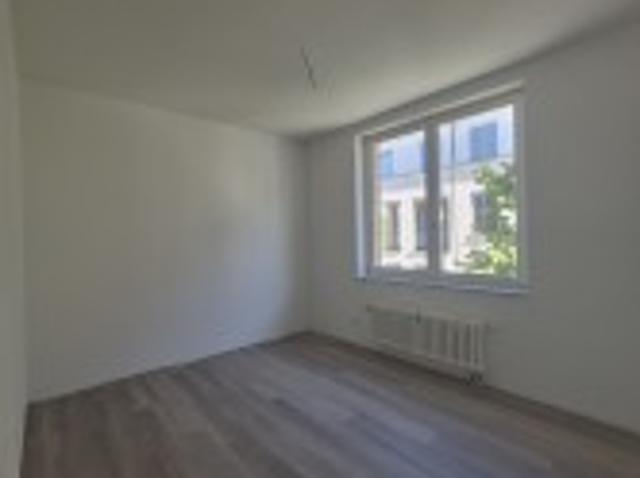 ERSTBEZUG mit Einbauküche & Aufzug 2 Zimmer nähe Rathaus – Variante A