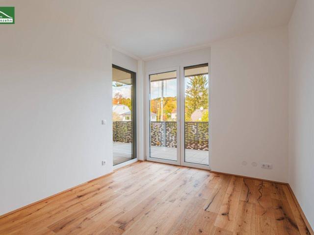 Erstbezug mit Grünblick in Hofruhelage! Hochwertig ausgestattet und sofort bezugsbereit!