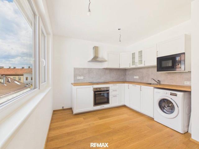 Erstbezug mit Loggia – 1,5 Zimmer Neubauwohnung mit offenem Schlafbereich