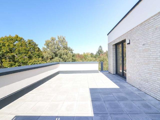 Erstbezug mit Perspektive: Penthouse Wohnen auf einem neuen Niveau
