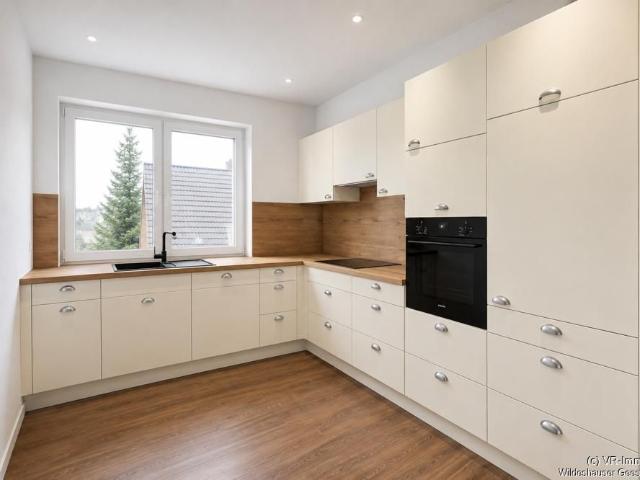 Erstbezug mit Stil: Gehobene 3 Zimmer Dachgeschosswohnung in Hoykenkamp