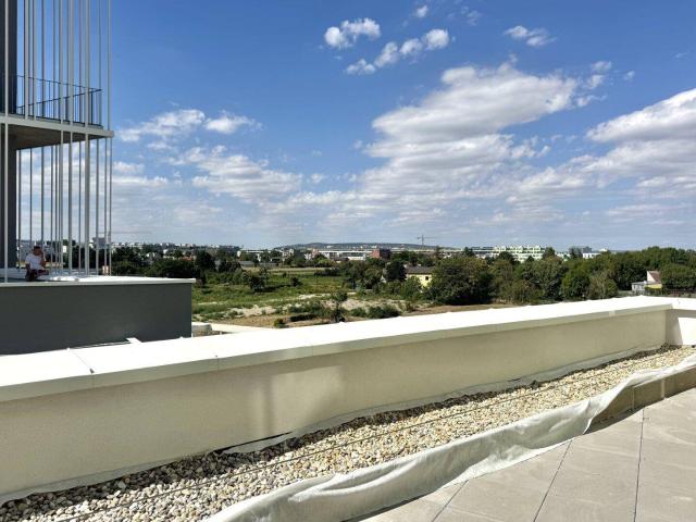 Erstbezug mit traumhafter Terrasse zu Fuß zur Alten Donau und dem Donauzentrum