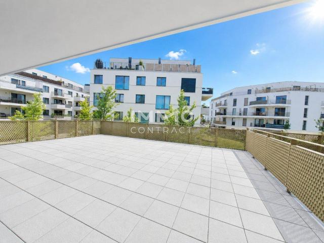 Erstbezug mit Wow Faktor: 3 Zimmer Wohnung mit ca. 69 m² Freiflächen im naturnahen Hirschfeld