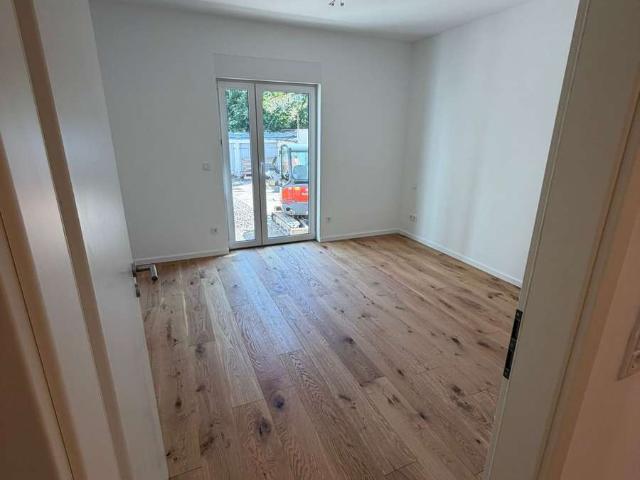 Erstbezug nach umfassender Sanierung – moderne 3 Zimmer Wohnung in der Annastraße