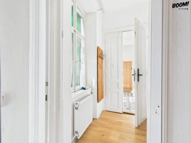 Erstbezug nach Vollsanierung: Hofruhe, Balkon & Aufzug auf Ihrem Wunsch Stockwerk