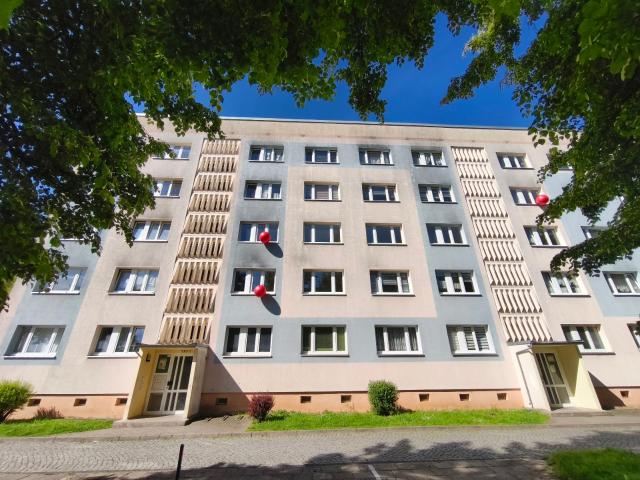 Erstbezug nach Vollsanierung Vierraumwohnung in der 1.Etage!