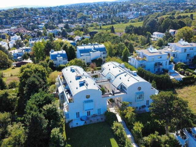 ERSTBEZUG NACH GENERALSANIERUNG: Familientraum mit großem Eigengarten | 4 Zimmer Wohnung