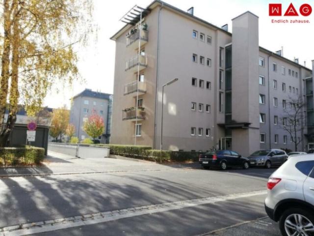 Erstbezug nach Generalsanierung Helle 3 Zimmer Wohnung in Linz/Bindermichl mit Balkon und Lift!
