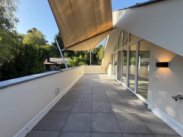ERSTBEZUG NACH GENERALSANIERUNG: Wohnatelier Sievering | Exklusive DG Wohnung mit 5 Terrassen