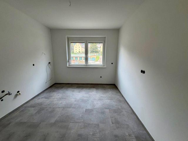 Erstbezug nach Generalsanierung | 3 Zimmer | Loggia | unbefristet