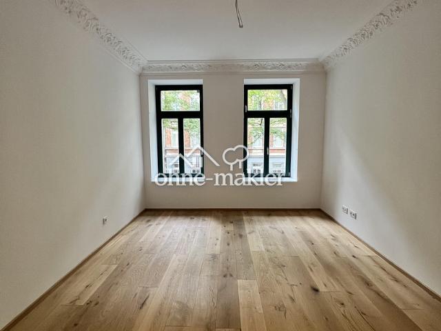 Erstbezug nach hochwertiger Sanierung mit Balkon u. Stellplatz