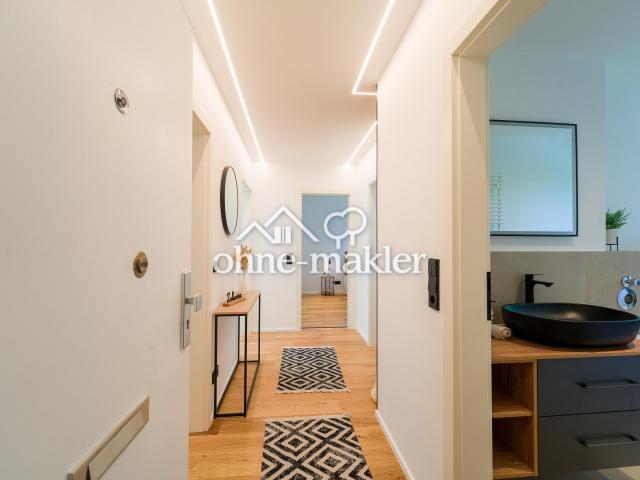 Erstbezug nach hochwertiger Sanierung – moderne 3 Zimmer Wohnung mit Südbalkon