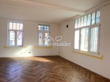 Erstbezug nach Kernsanierung Helle 3 Zimmer Wohnung in Bestlage