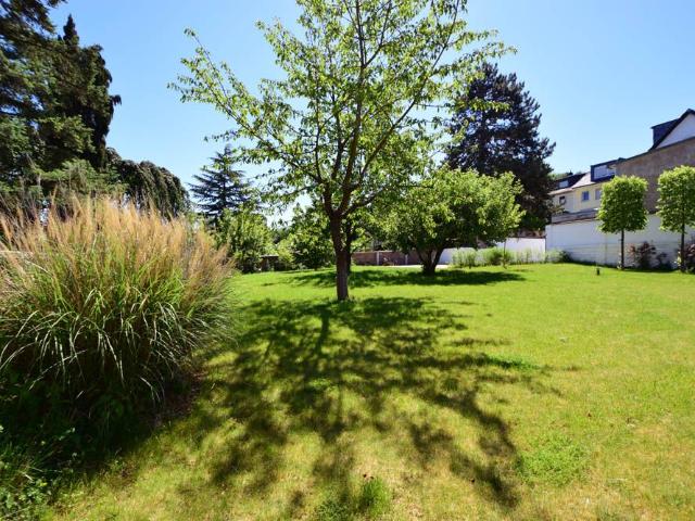 Erstbezug nach Kernsanierung: Historisches Wohnhaus mit moderner Komfortausstattung und großem, sonnigem Garten