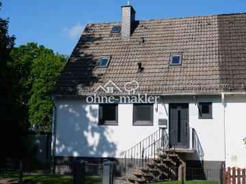 Erstbezug nach Kernsanierung – Reihenendhaus mit großem Garten und Garage in Bremen Alt Osterholz