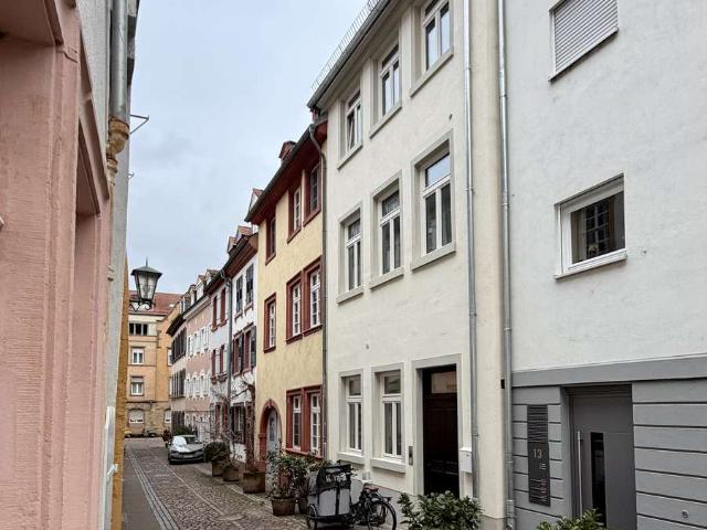 Erstbezug nach Kernsanierung 2,5 Zimmer Wohnung in Heidelbergs historischer Altstadt