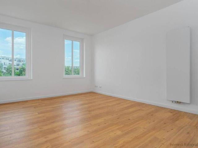 Erstbezug nach Kernsanierung 2 Zimmer Altbau mit Wohnküche, Bad und Balkon in Berlin Köpenick