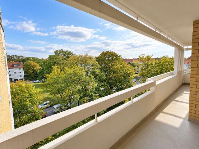 Erstbezug nach Kernsanierung | 2 Zimmer | Premiumküche | Große Südloggia nahe Eilenriede