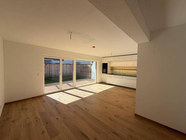 Erstbezug nach Kernsanierung: 5 Zimmer Reihenhaus mit Garten & Balkon in Wörgl