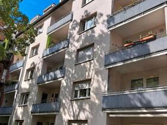 Erstbezug nach Komplett Sanierung 1ZW in Schoppershof mit 46qm