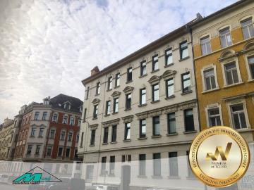Erstbezug nach Komplettrenovierung charmante 3 Zimmer Altbauwohnung mit ca. 85 m² und Balkon