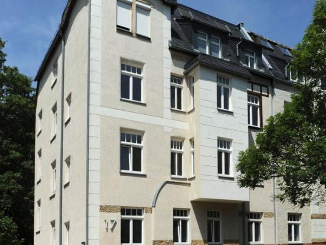 Erstbezug nach Komplettrenovierung! Charmante Familienwohnung im Hochparterre in toller Lage