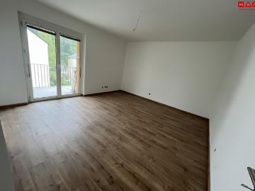 wohnung mit balkon 2 zimmer komplettsanierung