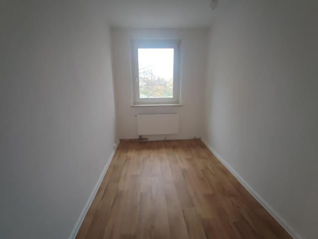 Erstbezug nach Komplettsanierung: Moderne 2 RW mit Balkon