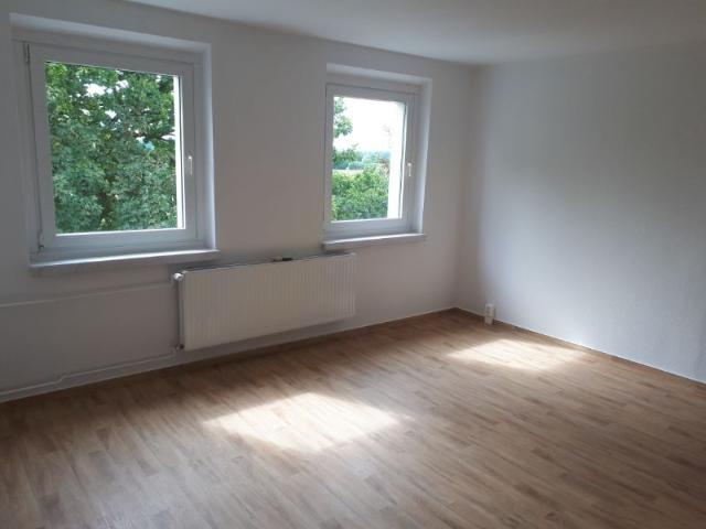 Erstbezug nach Komplexrenovierung 3 Raumwohnung mit Balkon zum 01.02.2027!