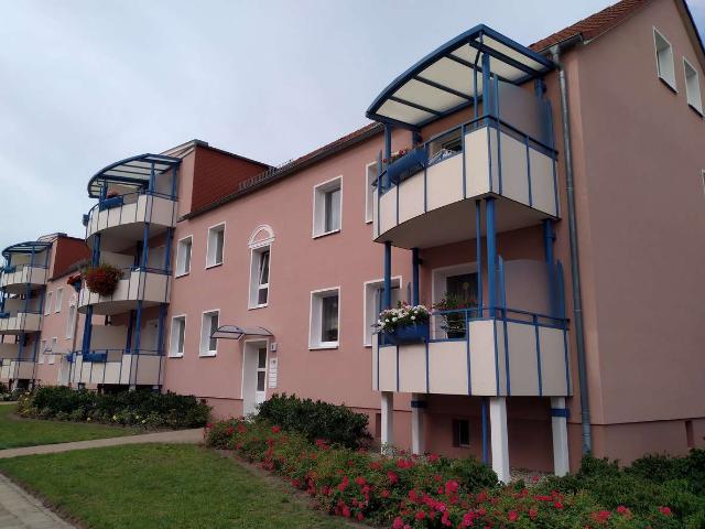 Erstbezug nach Modernisierung / 3 RWE mit Balkon im Vogelviertel
