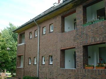 Erstbezug nach Modernisierung! Charmante Altbauwohnung mit Wanne + Dusche!