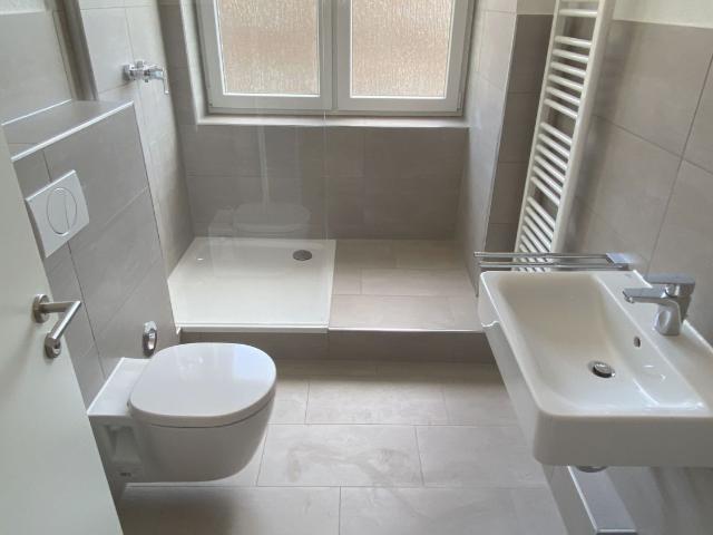 Erstbezug nach Modernisierung! Charmante EG Wohnung mit Duschbad!