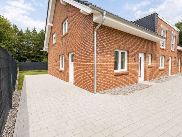 Erstbezug nach Modernisierung: Endreihenhaus in Geesthacht