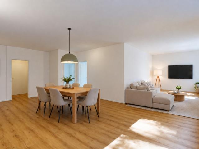 Erstbezug nach Neuausbau grosszügige 3.5 Zimmerwohnung mit offenem Wohnkonzept