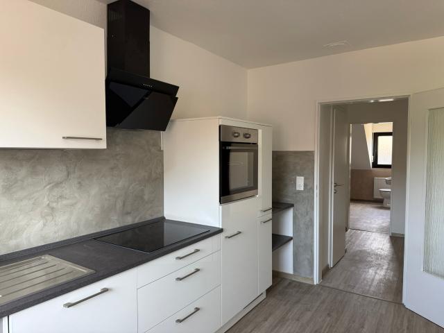 Erstbezug nach Renovierung! 4 Zimmer DG Wohnung mit Einbauküche, kl. Gartenteil, Garage in Wildeshausen, LK Oldenburg