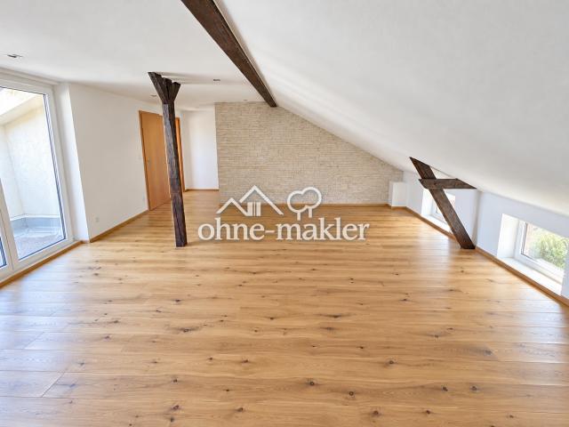 Erstbezug nach Renovierung: 5 Zi 105 m², eigene Dachterrasse & EBK – auch für WGs