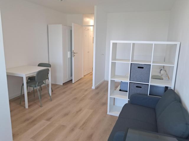 Erstbezug nach Renovierung: Vollmöblierte 1 Zimmer Wohnung Erlangen Paul Gossen Str