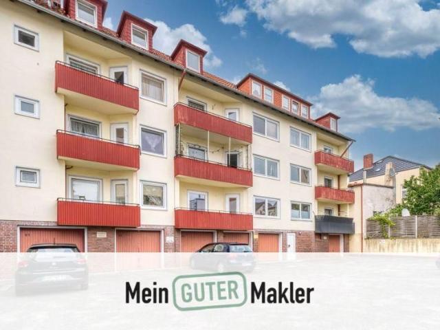 Erstbezug nach Renovierung: Helle 3 Zimmer Wohnung mit Balkon