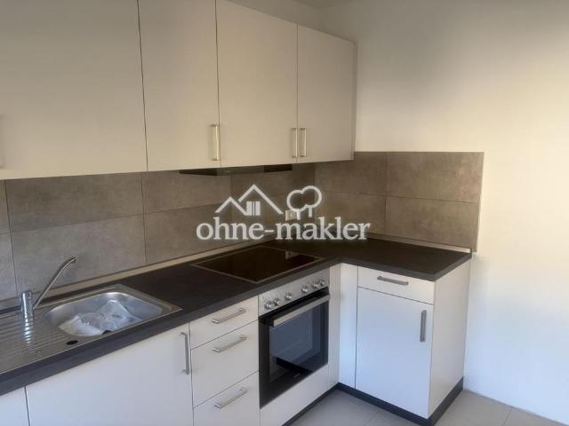 Erstbezug nach Renovierung Lichtdurchflutete 3 Zimmer Wohnung mit großem Balkon und Stellplatz