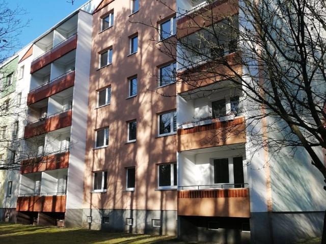 Erstbezug nach Sanierung! 3 Zi.Whg. mit Balkon in Walddrehna
