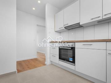 Erstbezug nach Sanierung 3 Zimmer, Einbauküche und Balkon