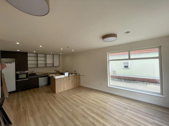 ERSTBEZUG NACH SANIERUNG 3 ZIMMER WOHNUNG IN SCHATTENDORF!