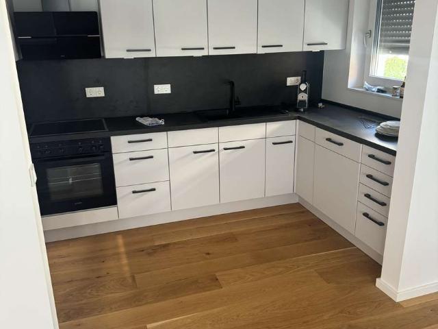 Erstbezug nach Sanierung: 3 Zimmer Wohnung mit Balkon in Frankfurt Westend Süd