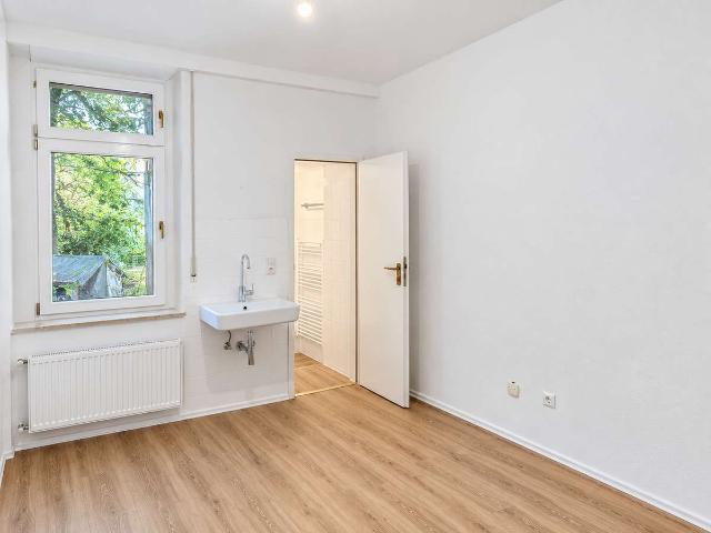 Erstbezug nach Sanierung: 1 Zimmer Wohnung an der Grenze zu Holsterhausen