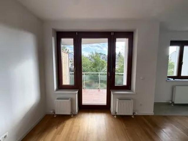 Erstbezug nach Sanierung: 1 Zimmer Wohnung mit Balkon und neuer Küche